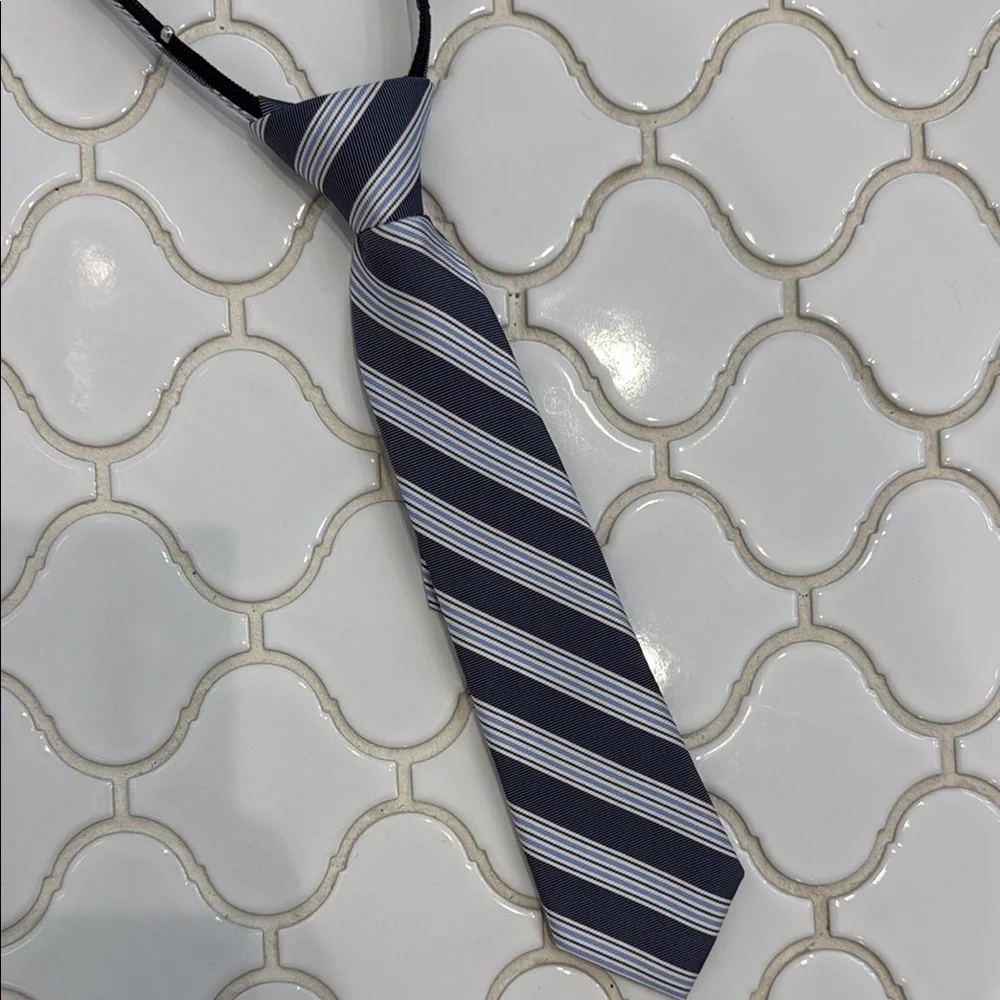 Nordstrom Blue and White Striped Tie